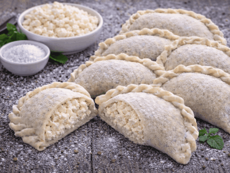 1 450x338 - Вареники с творогом сладкие